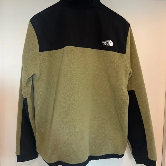 The North Face Denali, Black and Tan - Picture 2 of 5